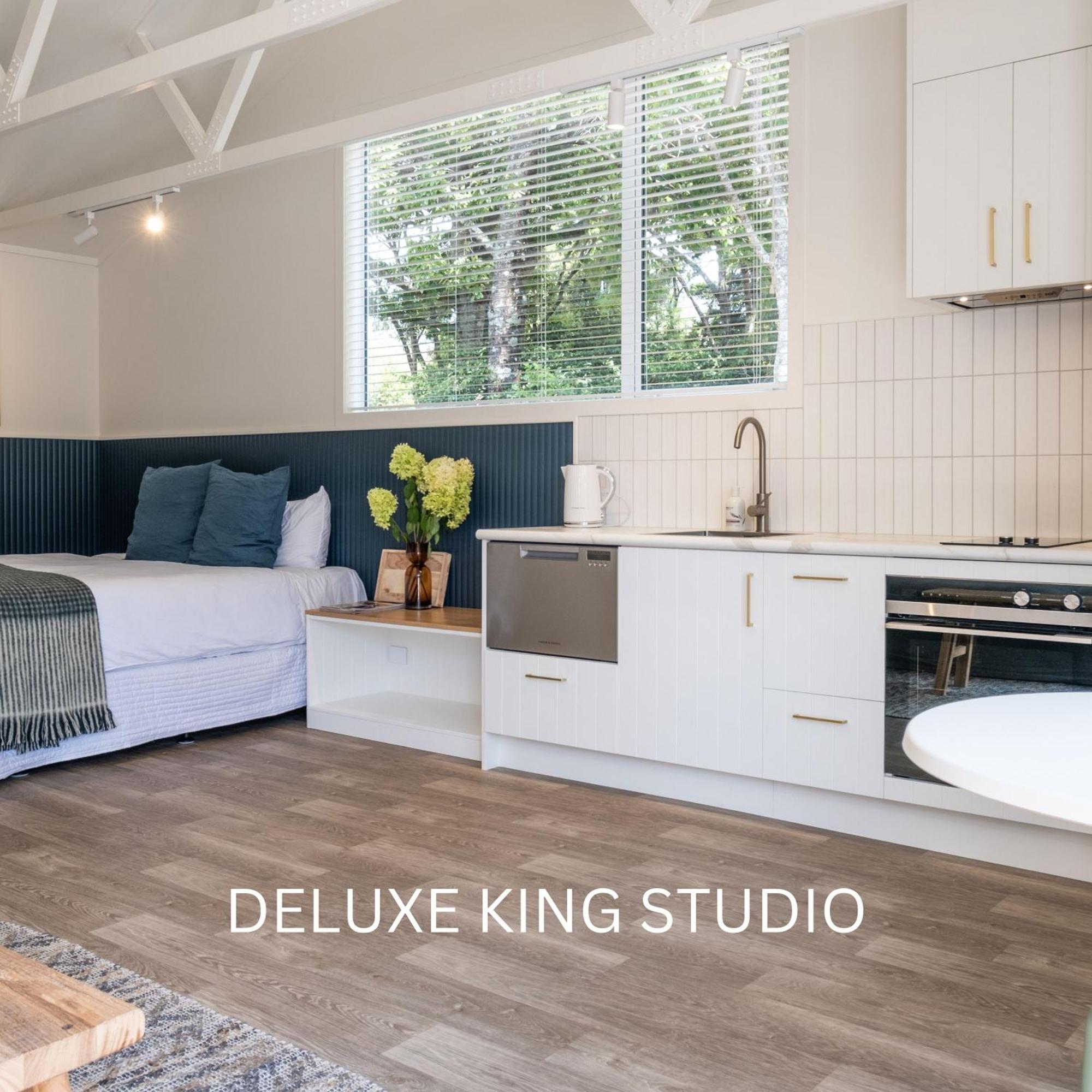 The Quarters Villa Turangi Exterior photo